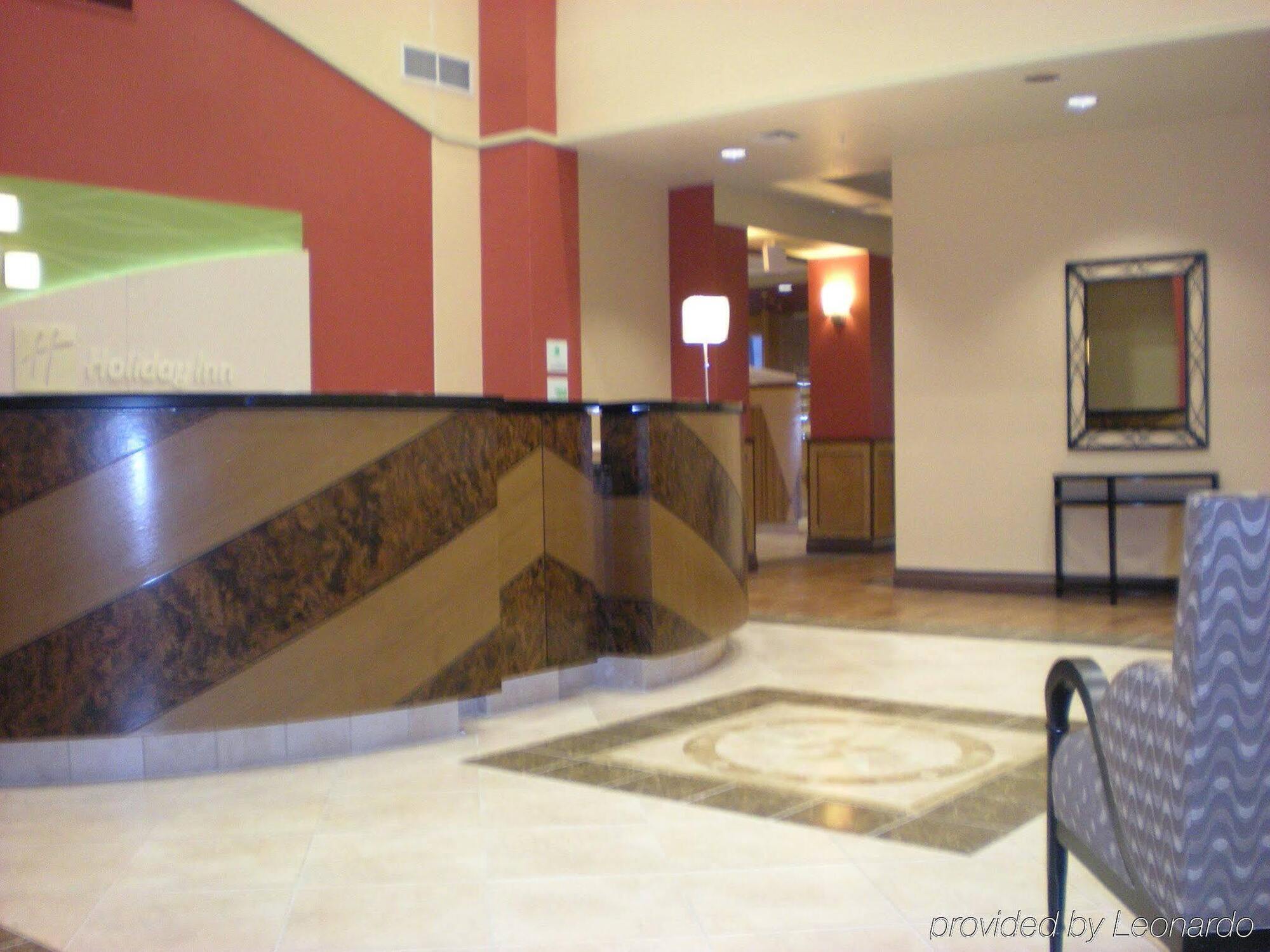 Holiday Inn & Suites Bakersfield By Ihg Exterior foto